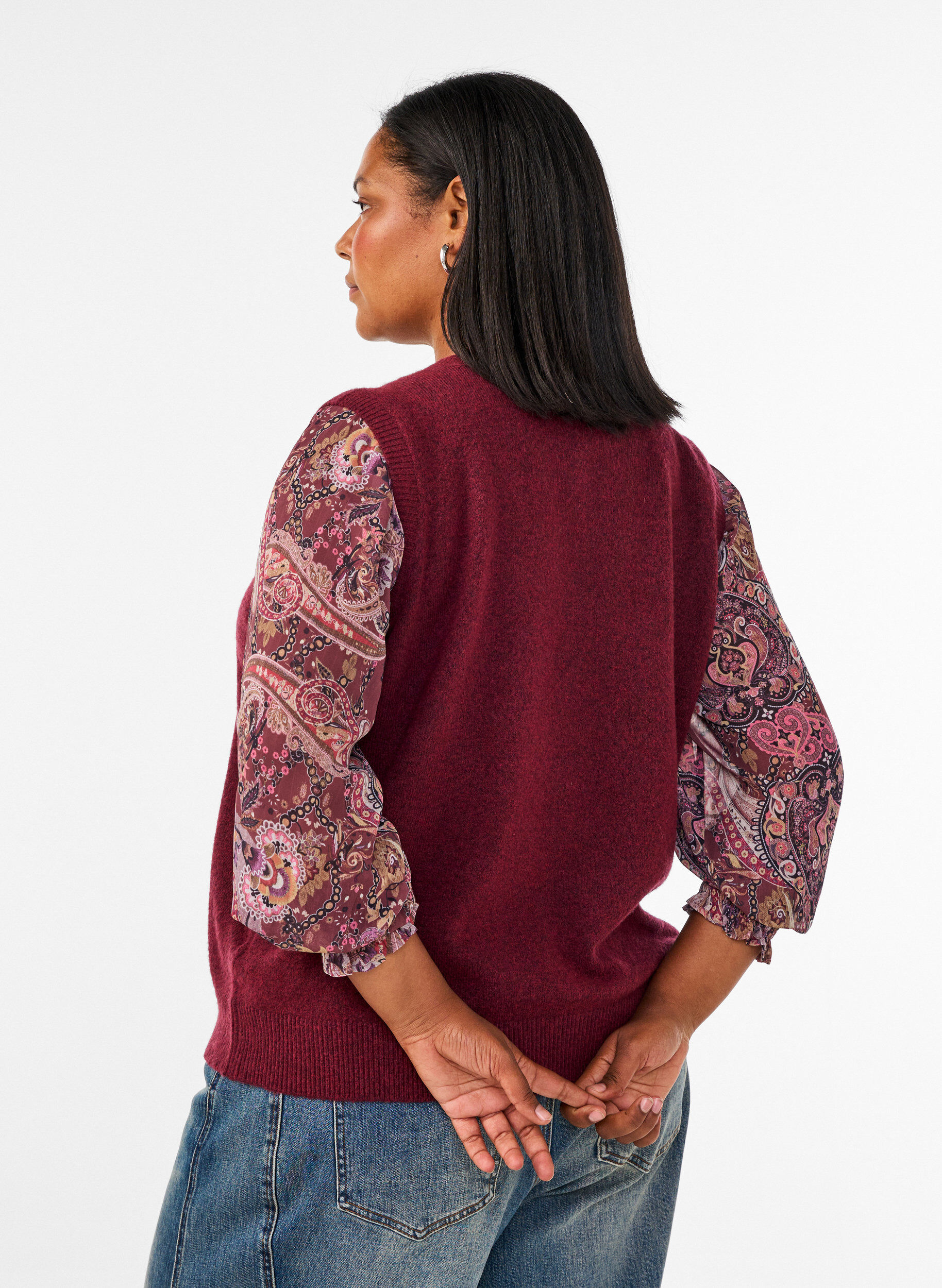 ZizzifashionKnitted vest with decorative buttons, Dark Bordeaux, Model image number 2