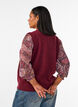 Knitted vest with decorative buttons, Dark Bordeaux, Model image number 2