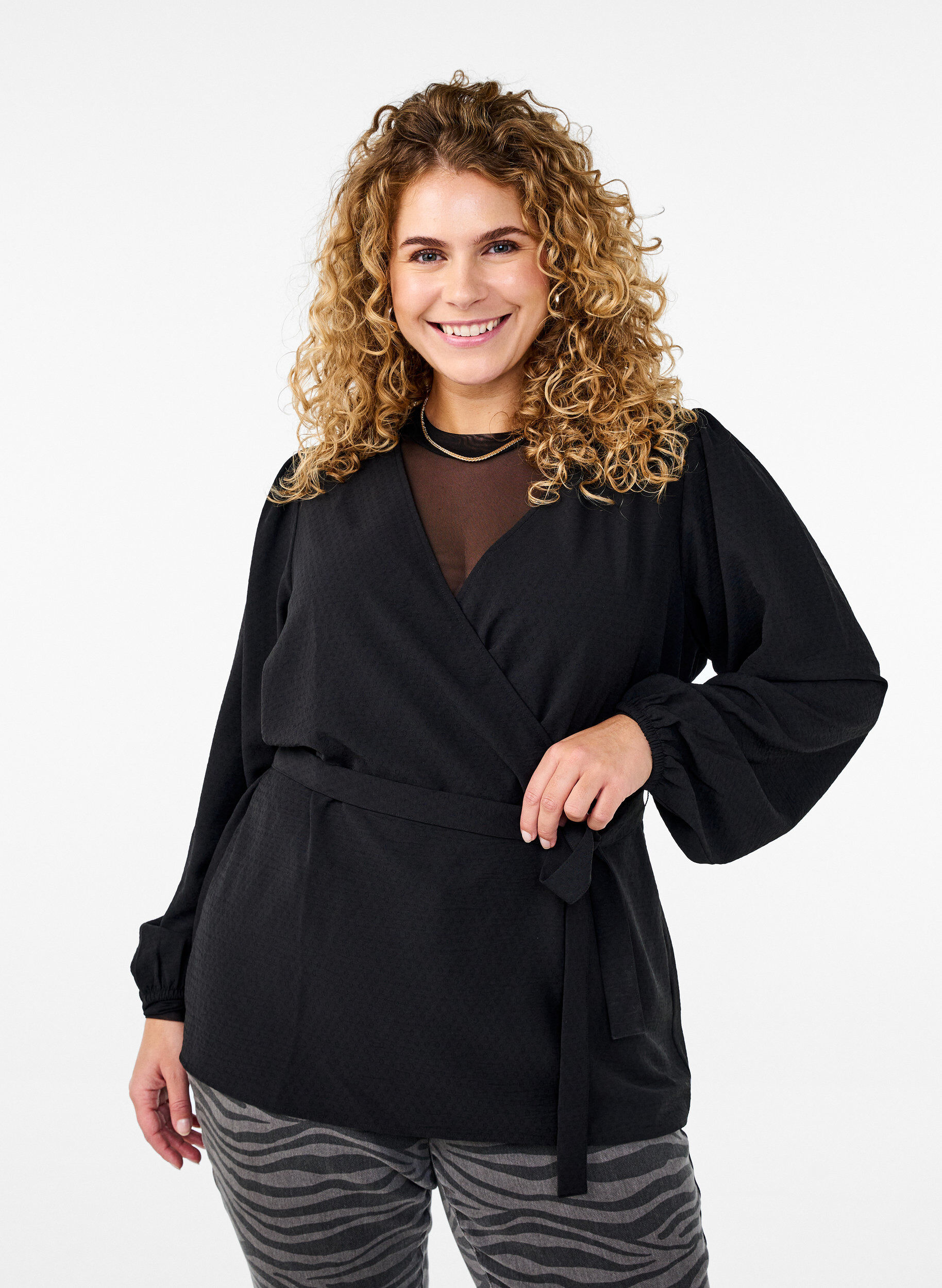 Zizzifashion Long-sleeved wrap blouse with tie fastening, Black, Model image number 0