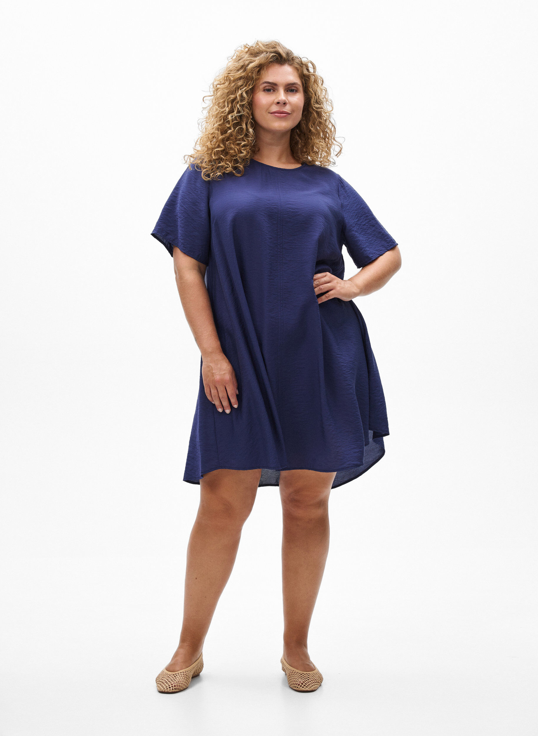 Zizzifashion A-line viscose dress with short sleeves, Blue, Model image number 1