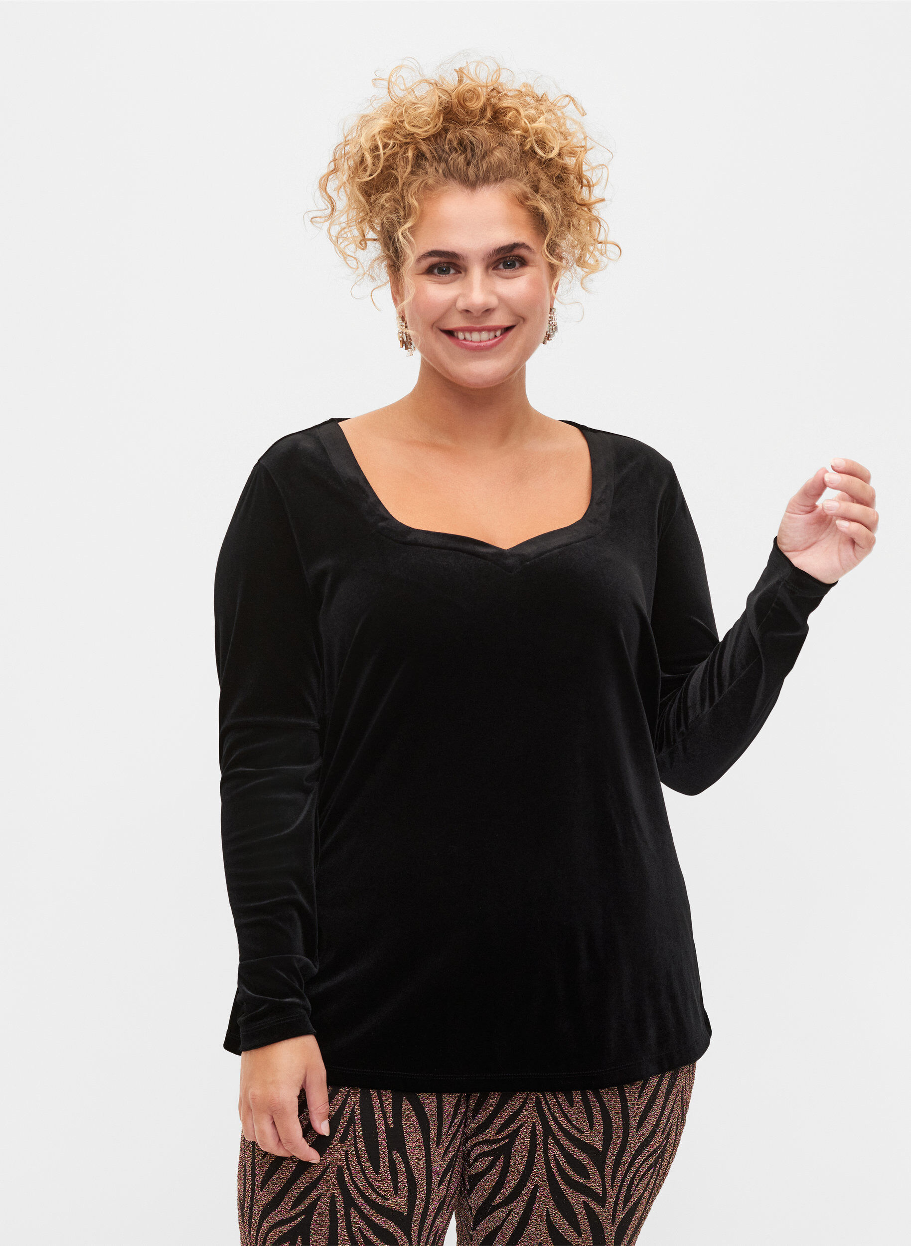 Zizzifashion Velour top with long sleeves, Black, Model image number 0