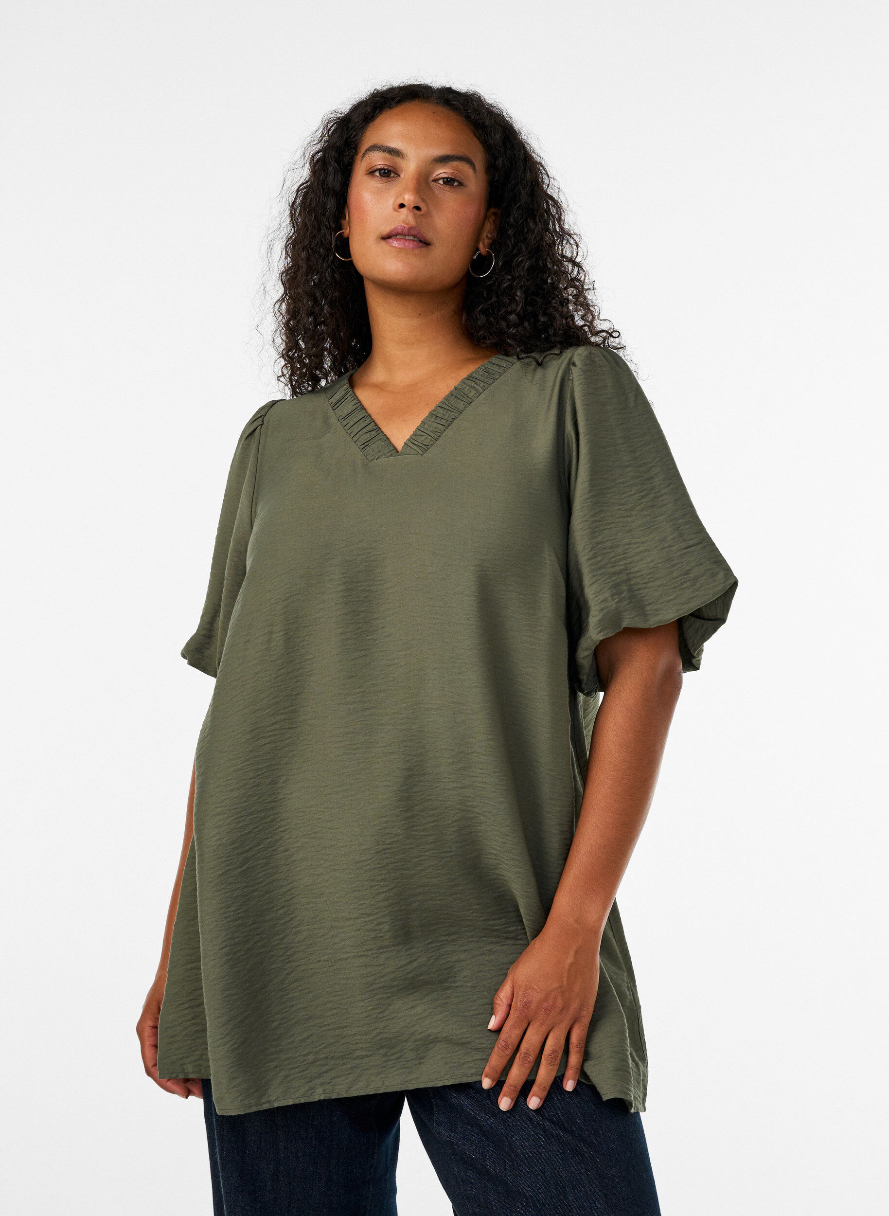ZizzifashionTunic with balloon sleeves and a V-neck, Green, Model image number 0
