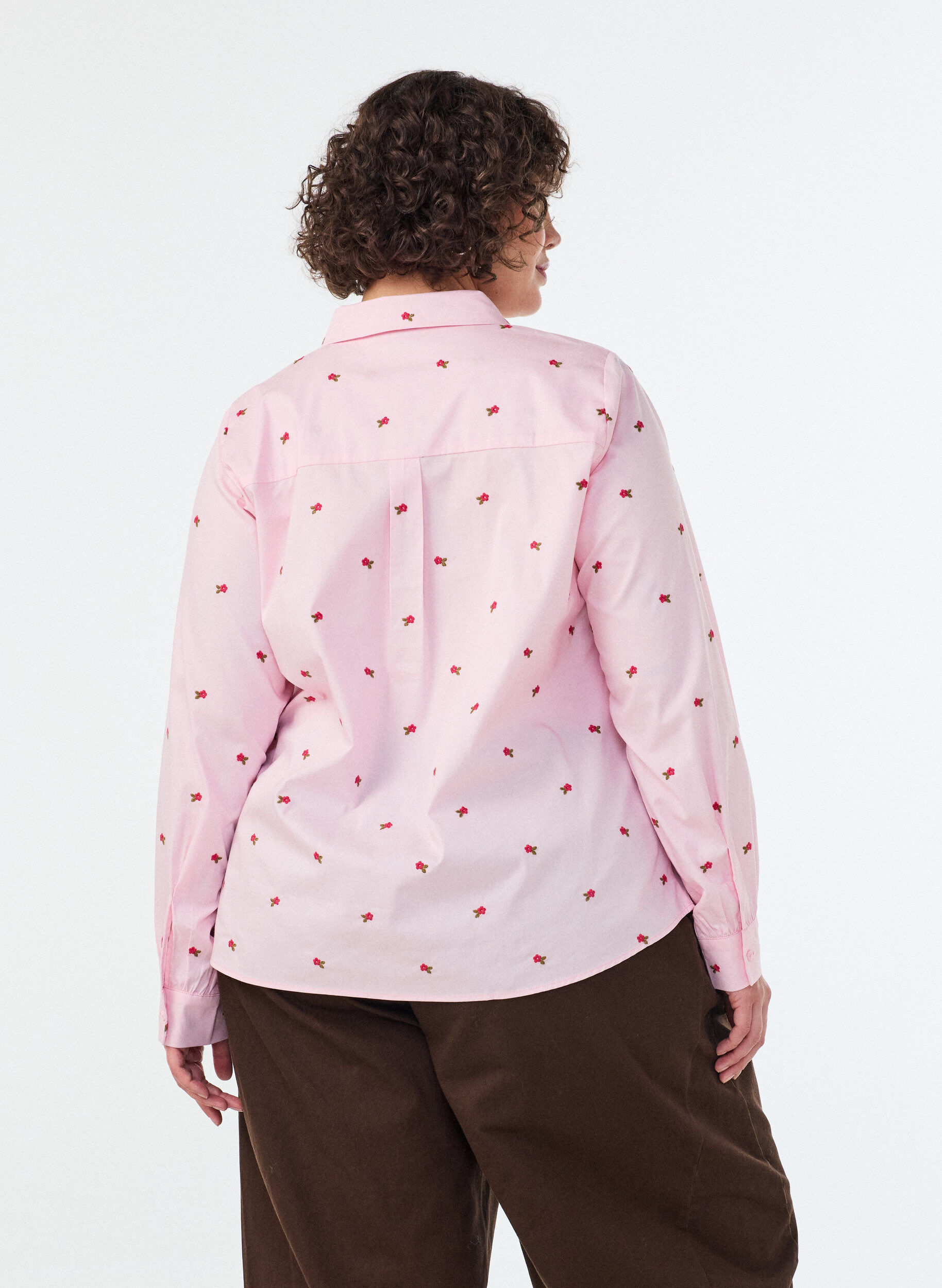 ZizzifashionShirt with embroidered flowers, Pink, Model image number 2