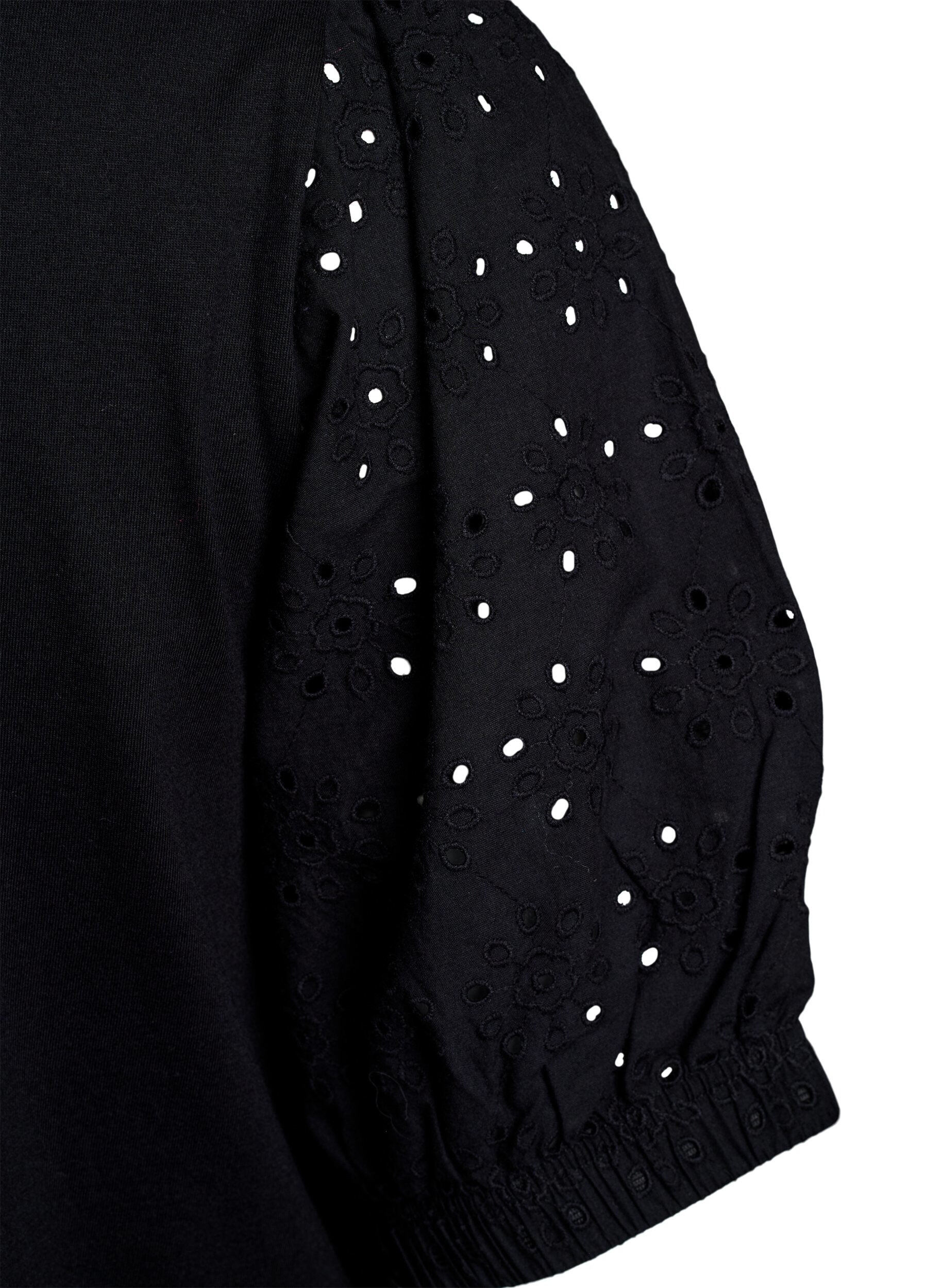 Zizzifashion T-shirt with Broderie Anglaise sleeves, Black, Packshot image number 3