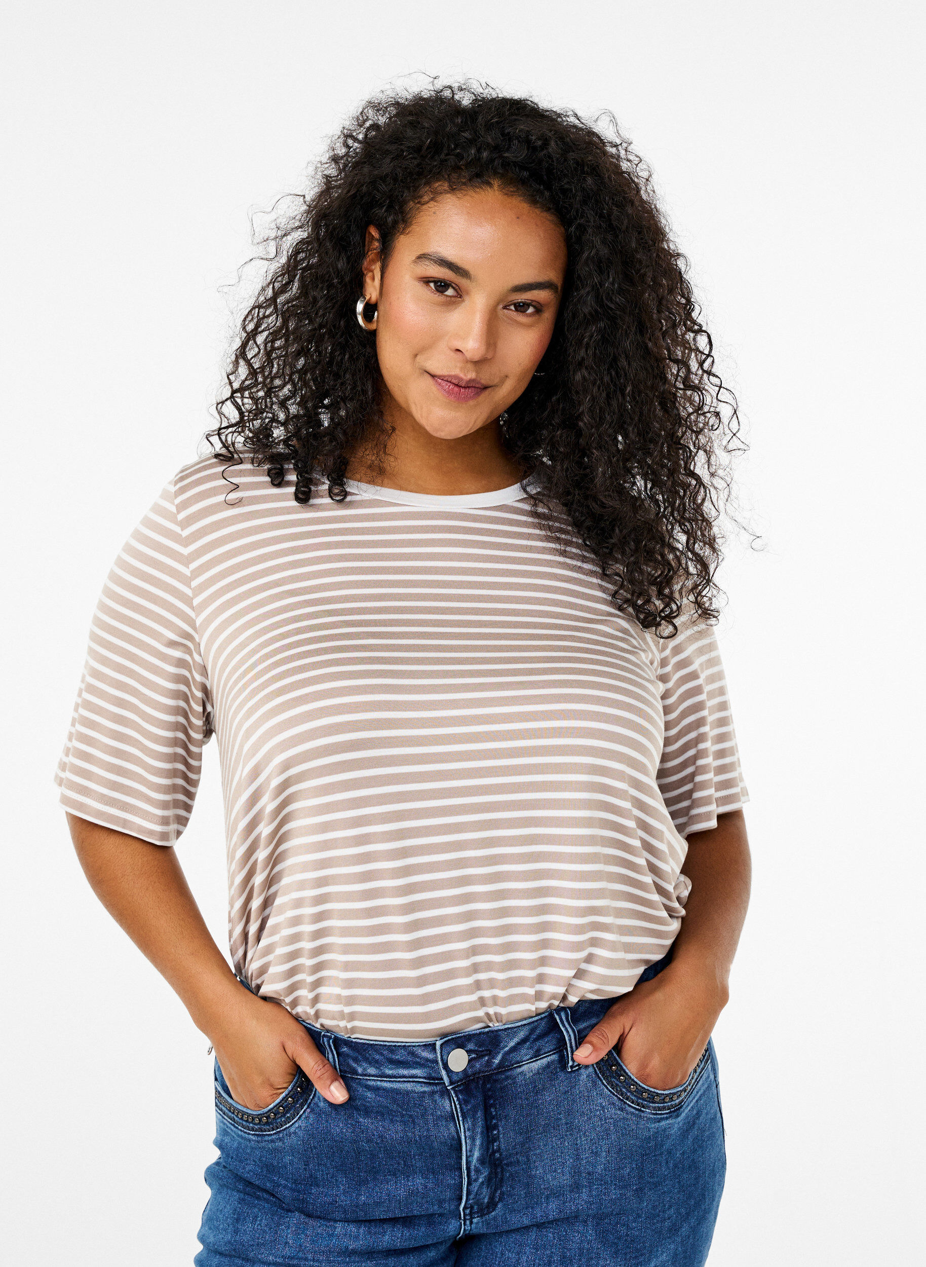 T-shirt with TENCEL&trade; Lyocell and stripes, Beige, Model