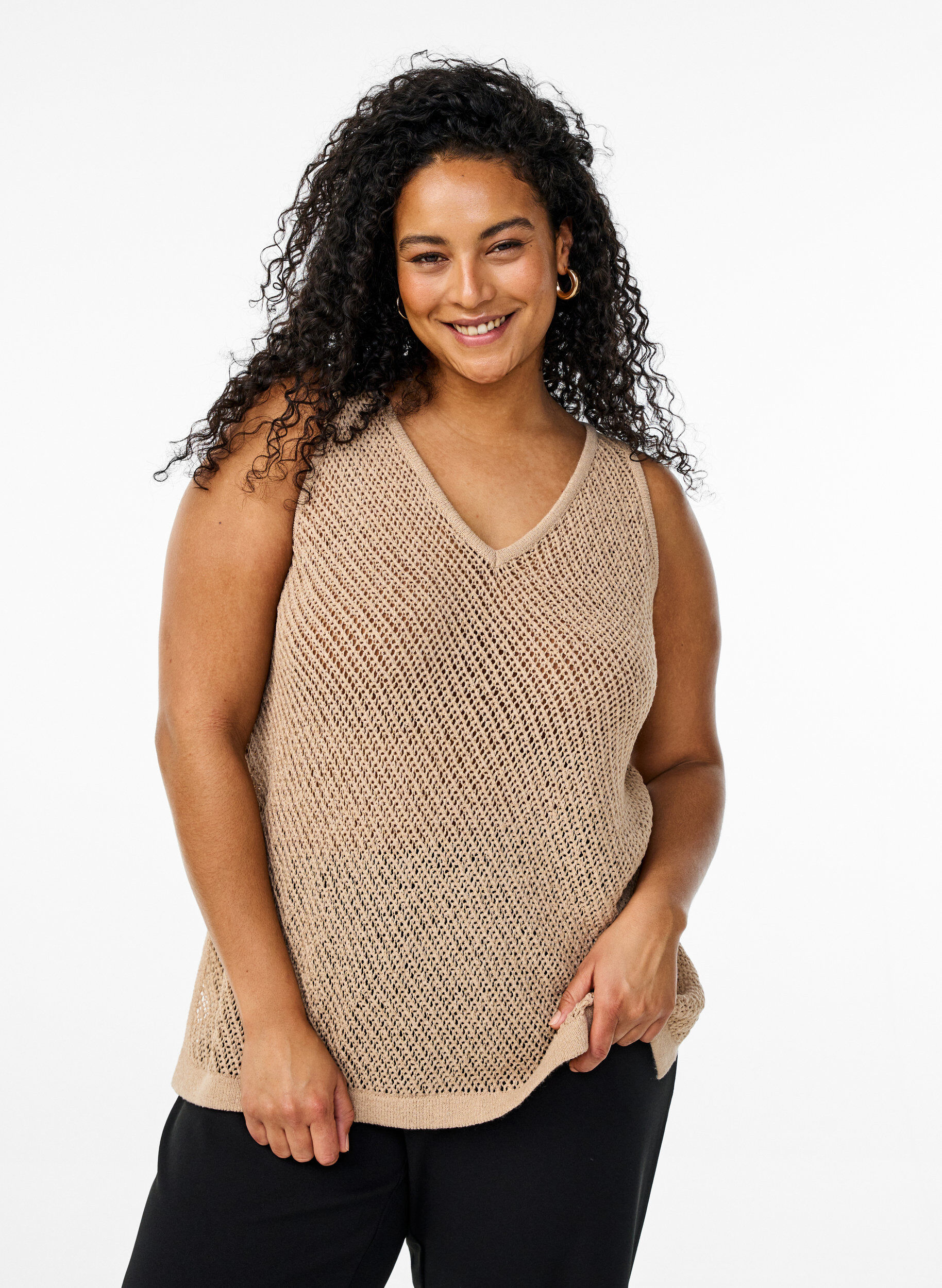 Zizzifashion FLASH - Sleeveless knitted top with v-neck, Beige, Model image number 0