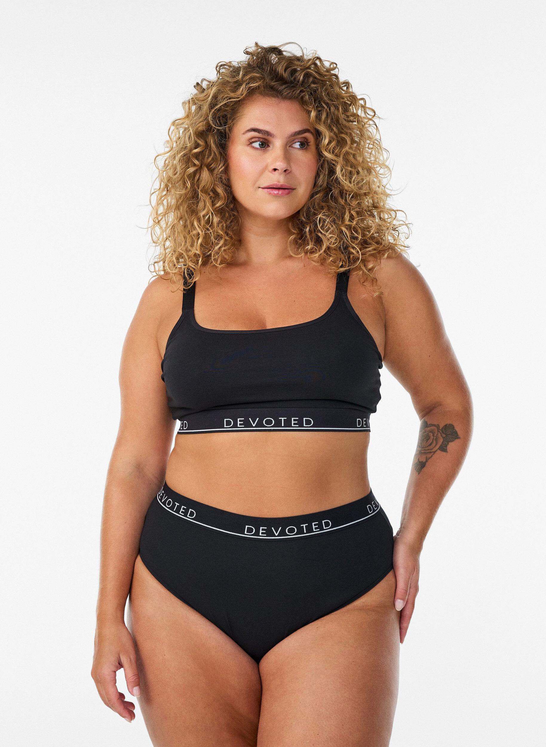 Zizzifashion Cotton bra top with adjustable straps, Black, Model image number 1