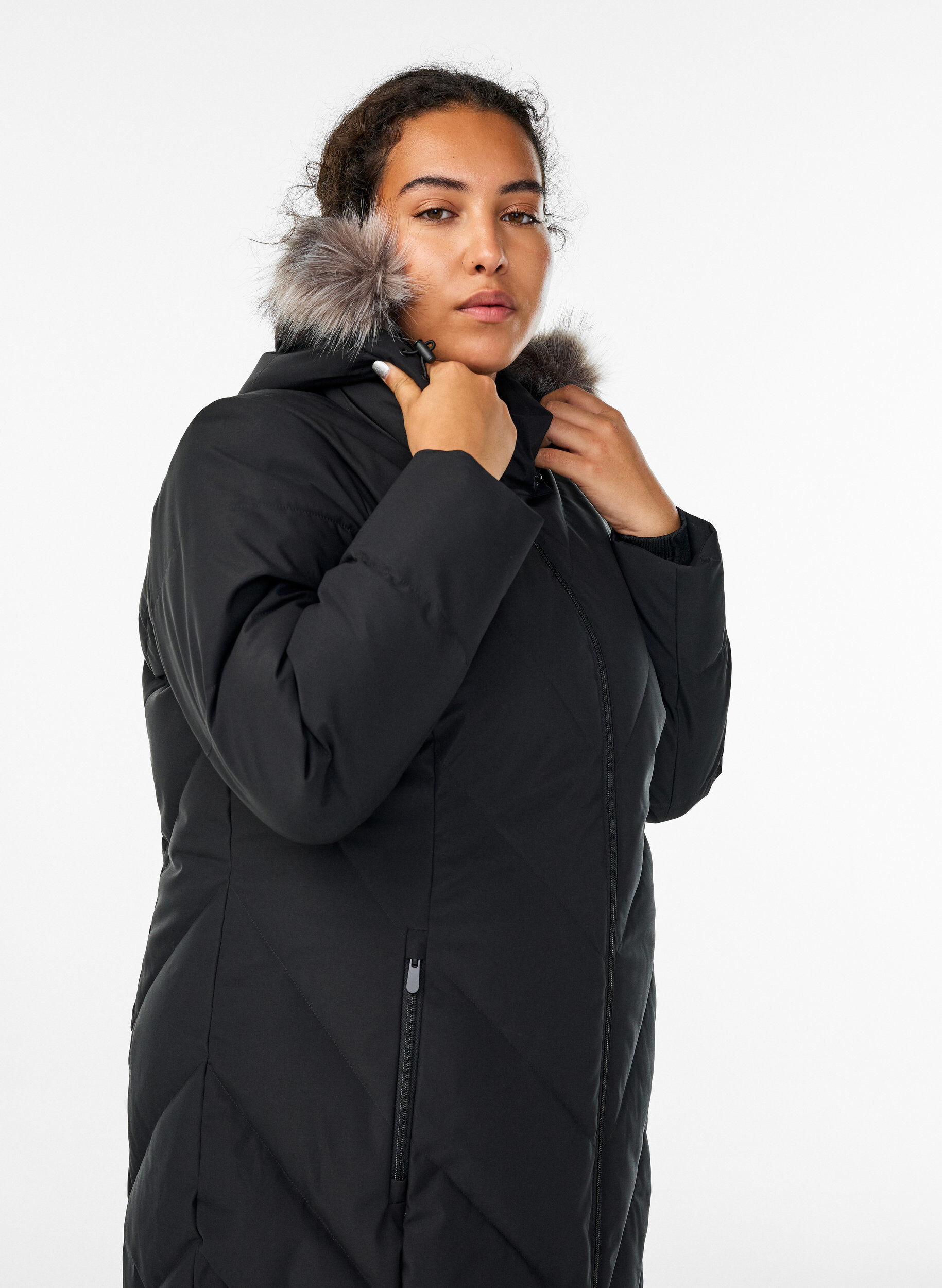 ZizzifashionLong winter coat with hook fastenings and a faux fur collar, Black, Model image number 3