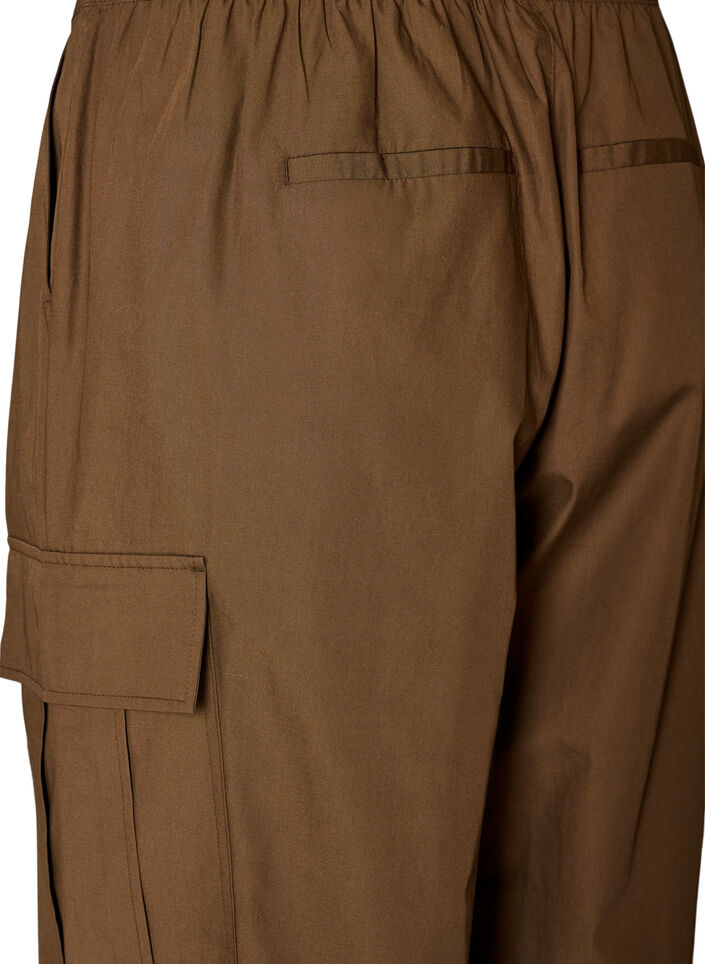 Cotton cargo trousers with a balloon leg, Brown, Packshot image number 3