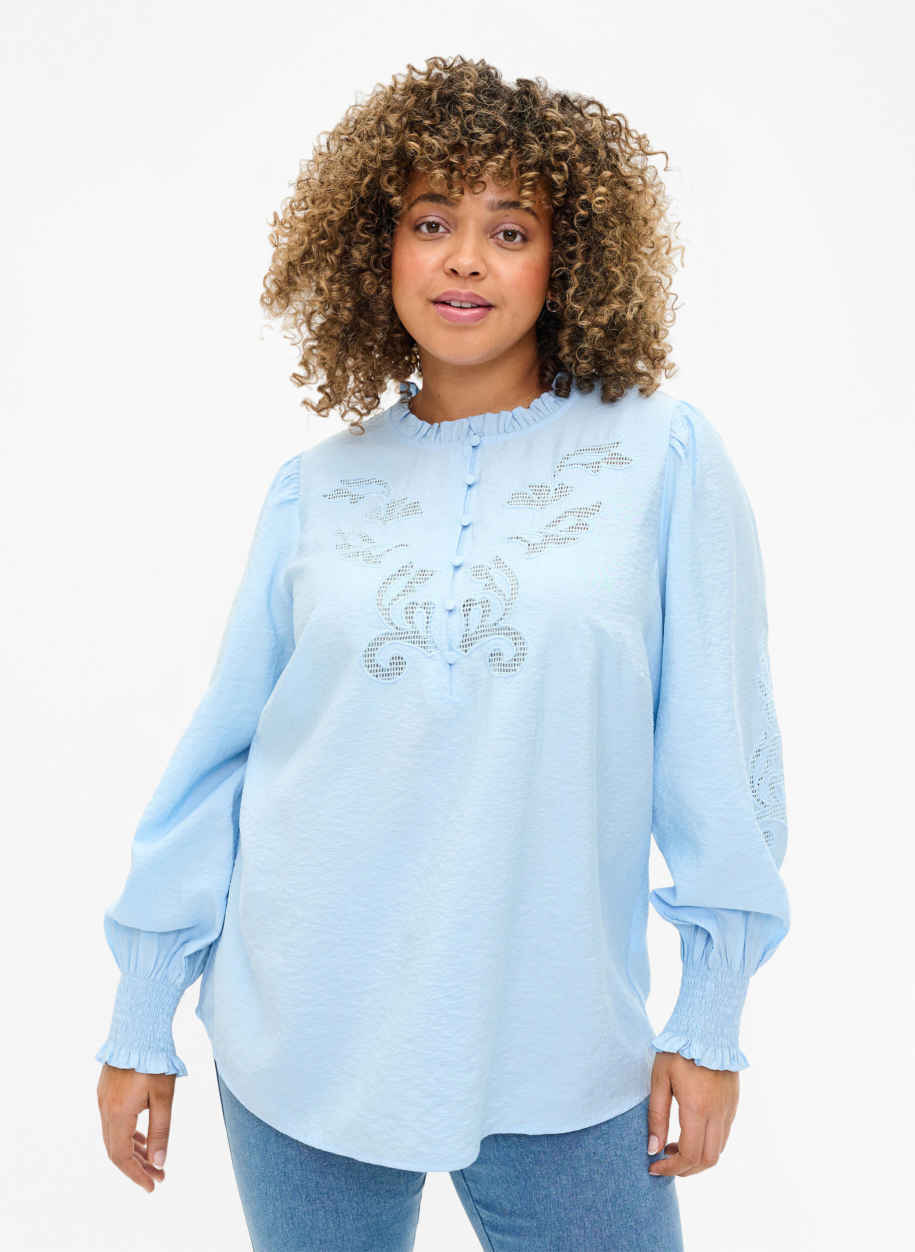 Zizzifashion Blouse with ruffles and broderie anglaise, Chambray Blue, Model image number 0