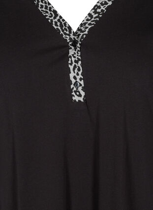 Cotton night dress with 3/4 length sleeves, Black w. Leo, Packshot image number 2