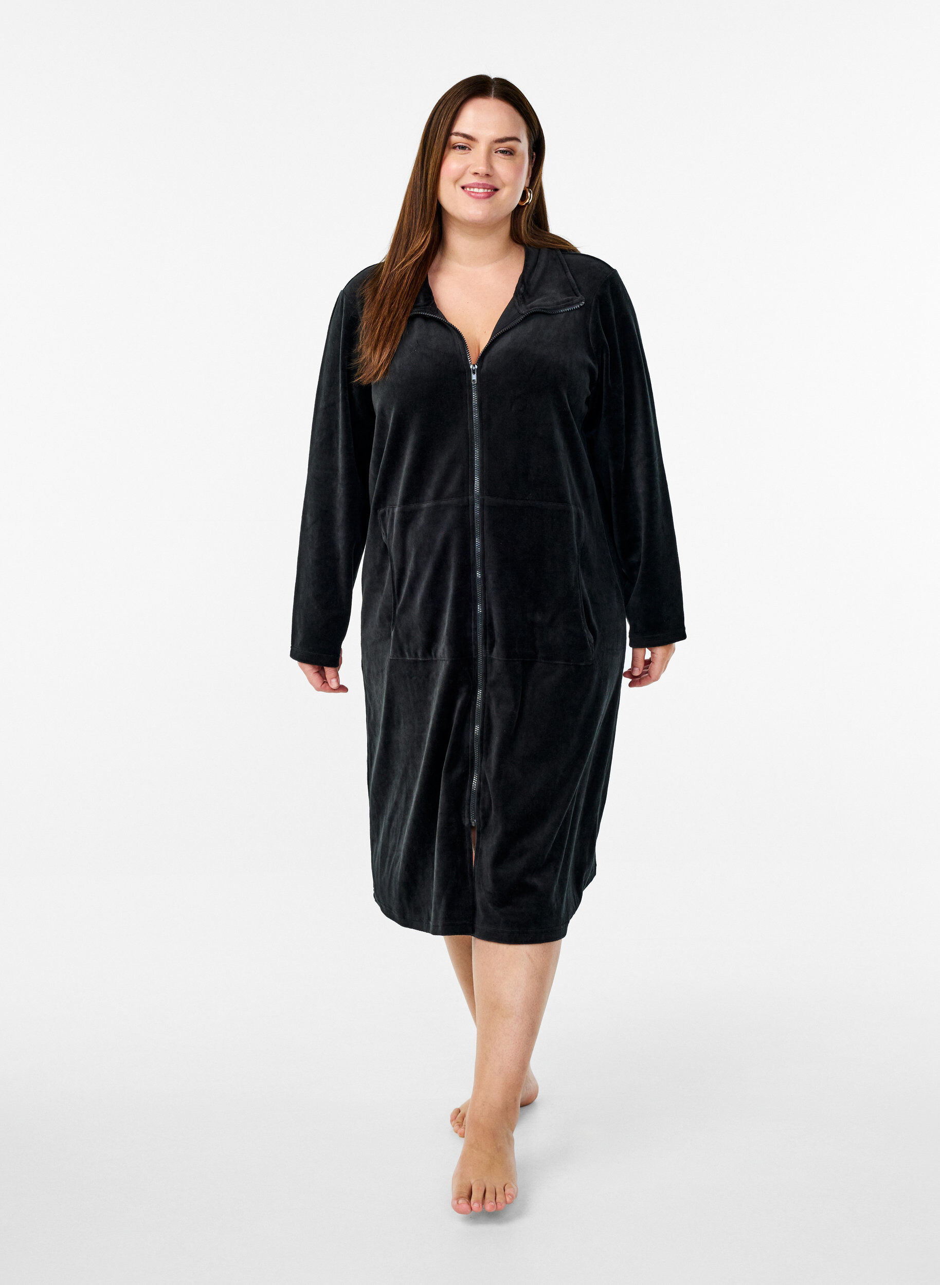Zizzifashion Velour dressing gown with zipper and pockets, Black, Model image number 0