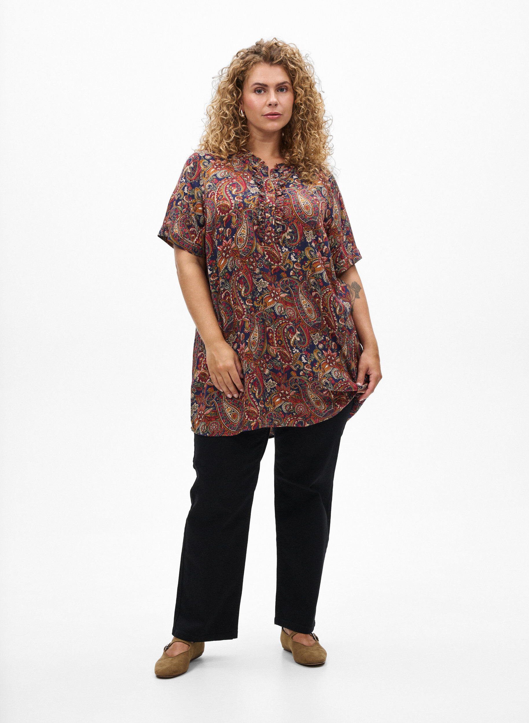 Zizzifashion Tunic with short sleeves and paisley print, Blue, Model image number 1
