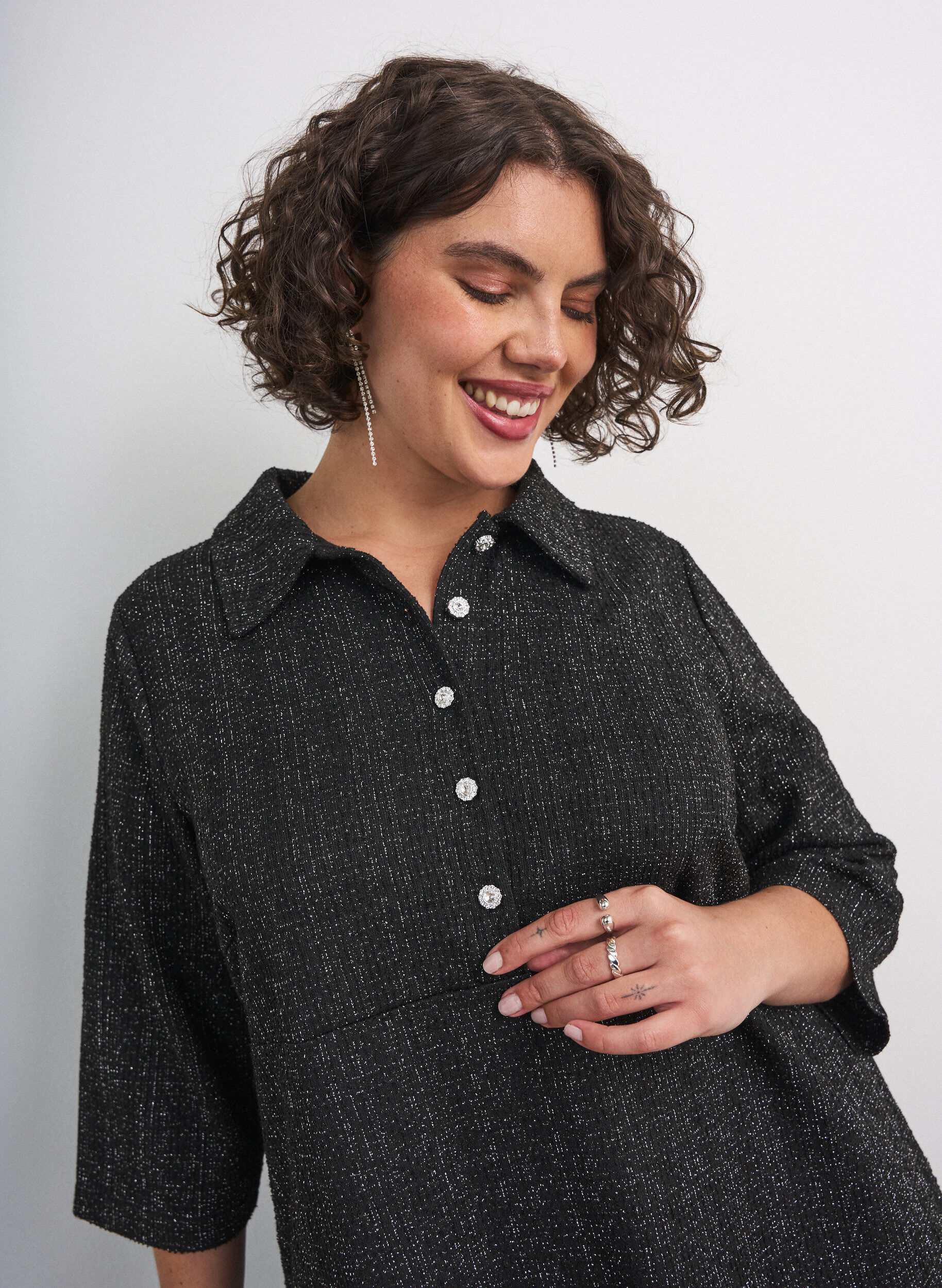 ZizzifashionShort boucl&eacute; dress with decorative buttons, Black, Model image number 3