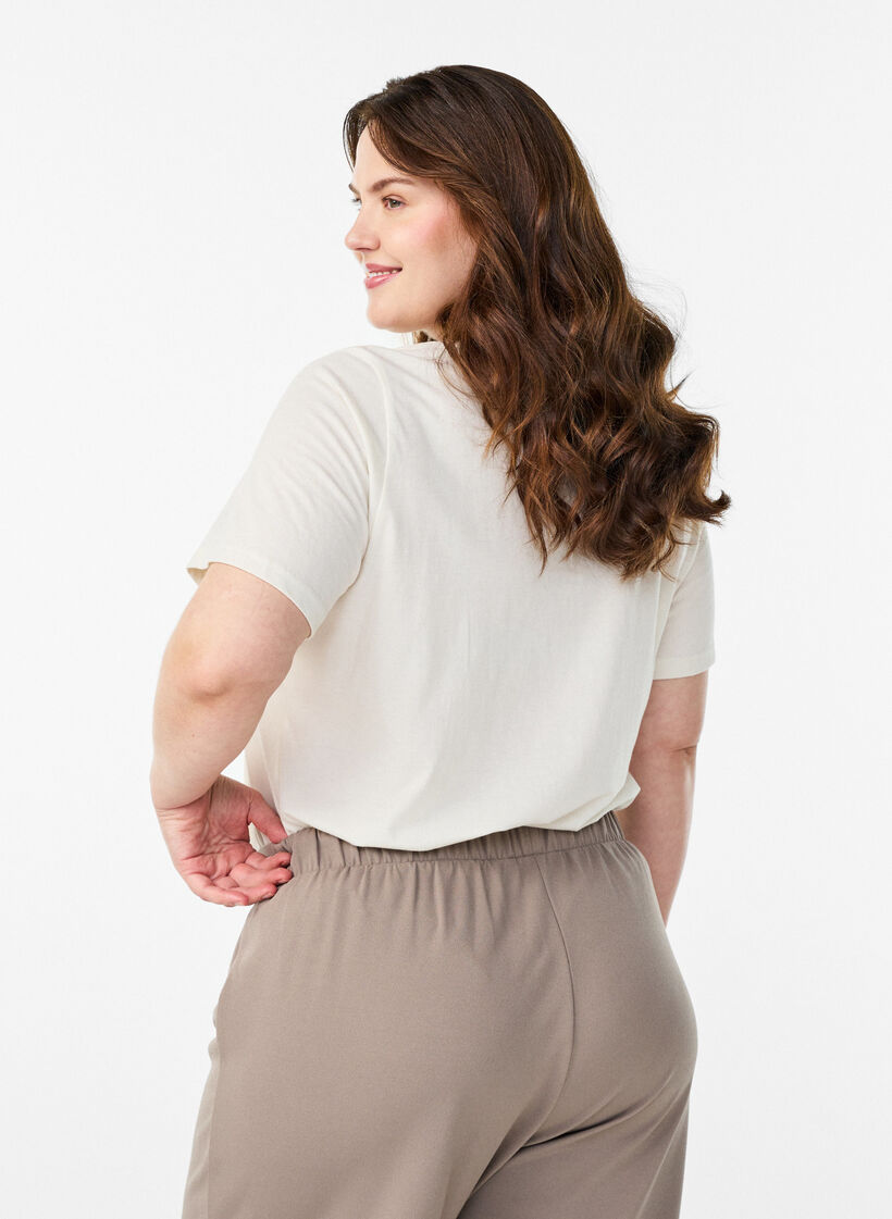 T-shirt with motif, White, Model image number 2