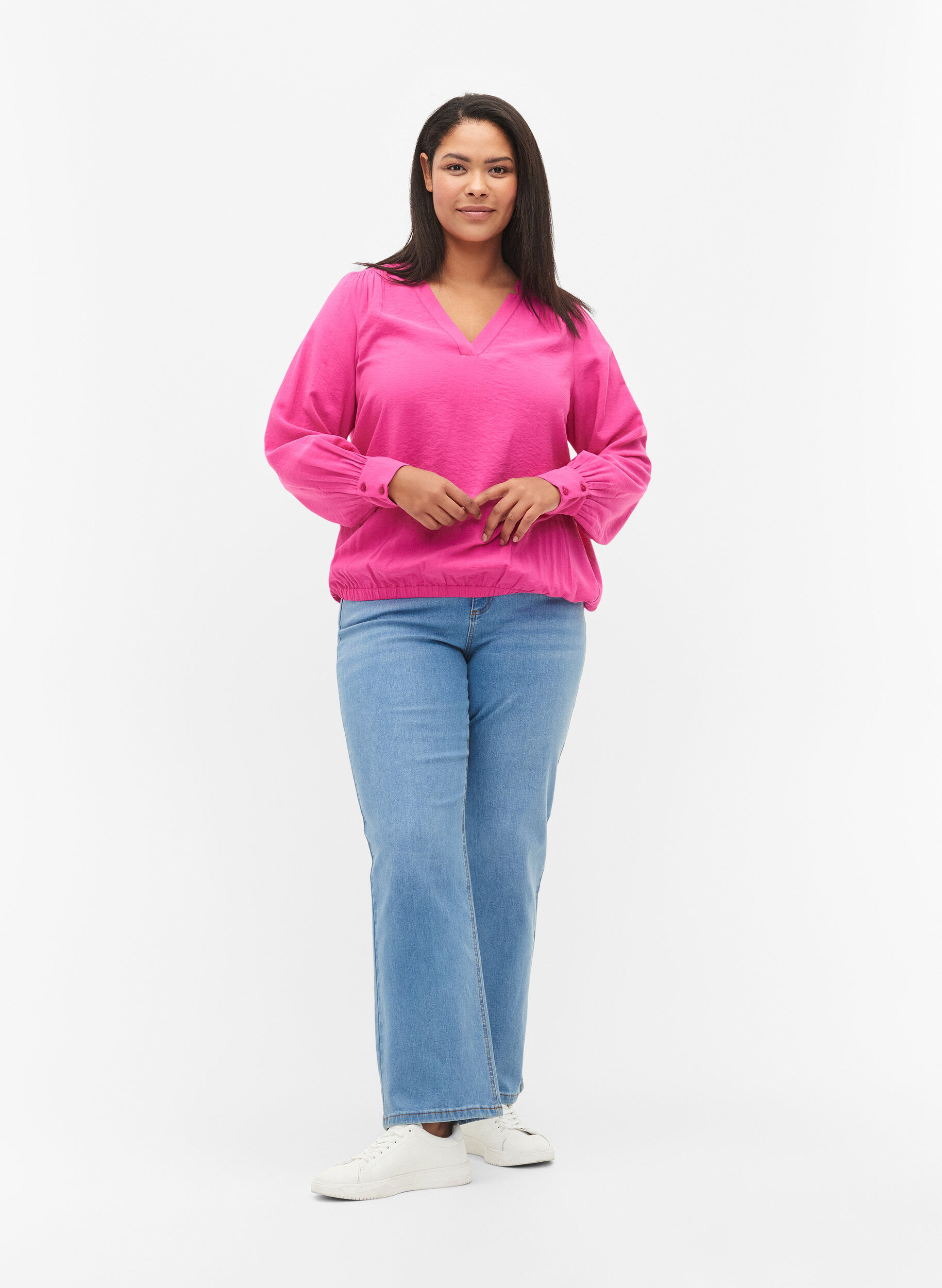 Zizzifashion 	 Viscose blouse with v-neck, Raspberry Rose, Model image number 2