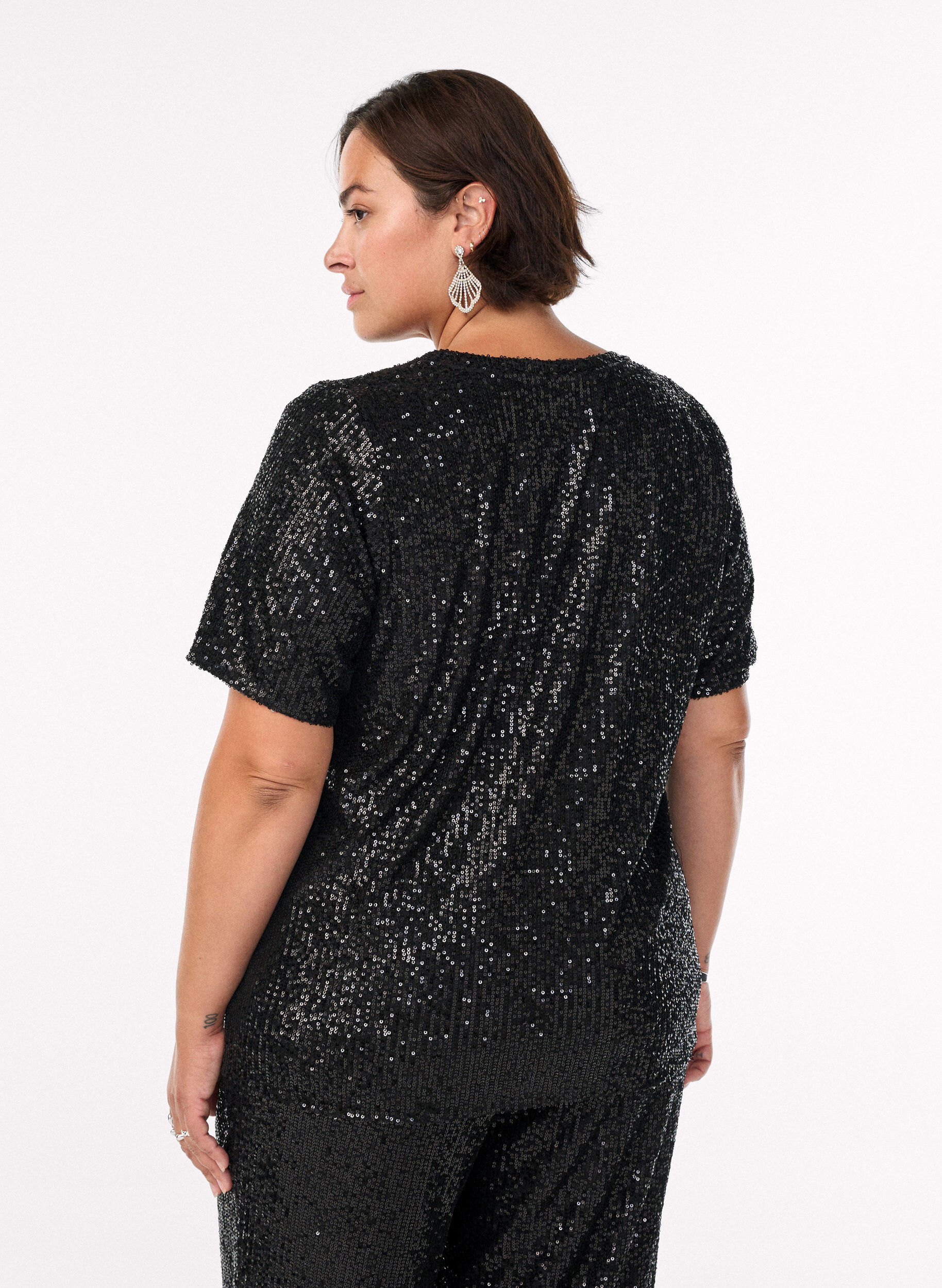Zizzifashion Sequin blouse with V-neck and short sleeves, Black, Model image number 2