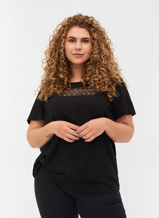 Cotton T-shirt with lace, Black, Model image number 0