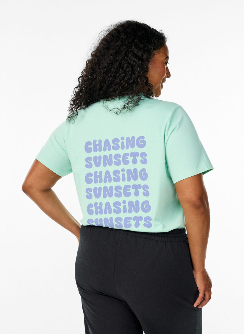 Organic cotton T-shirt with back print, Green, Model image number 2