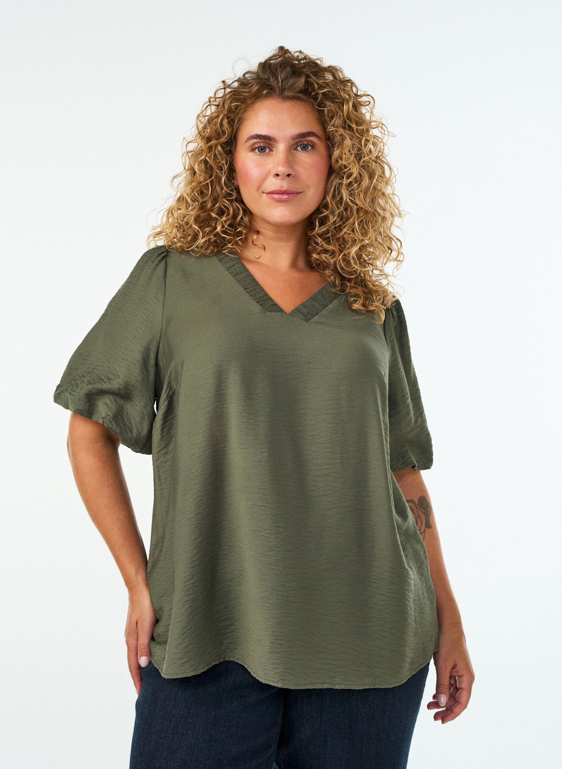 ZizzifashionBlouse with balloon sleeves and V-neck, Green, Model image number 0