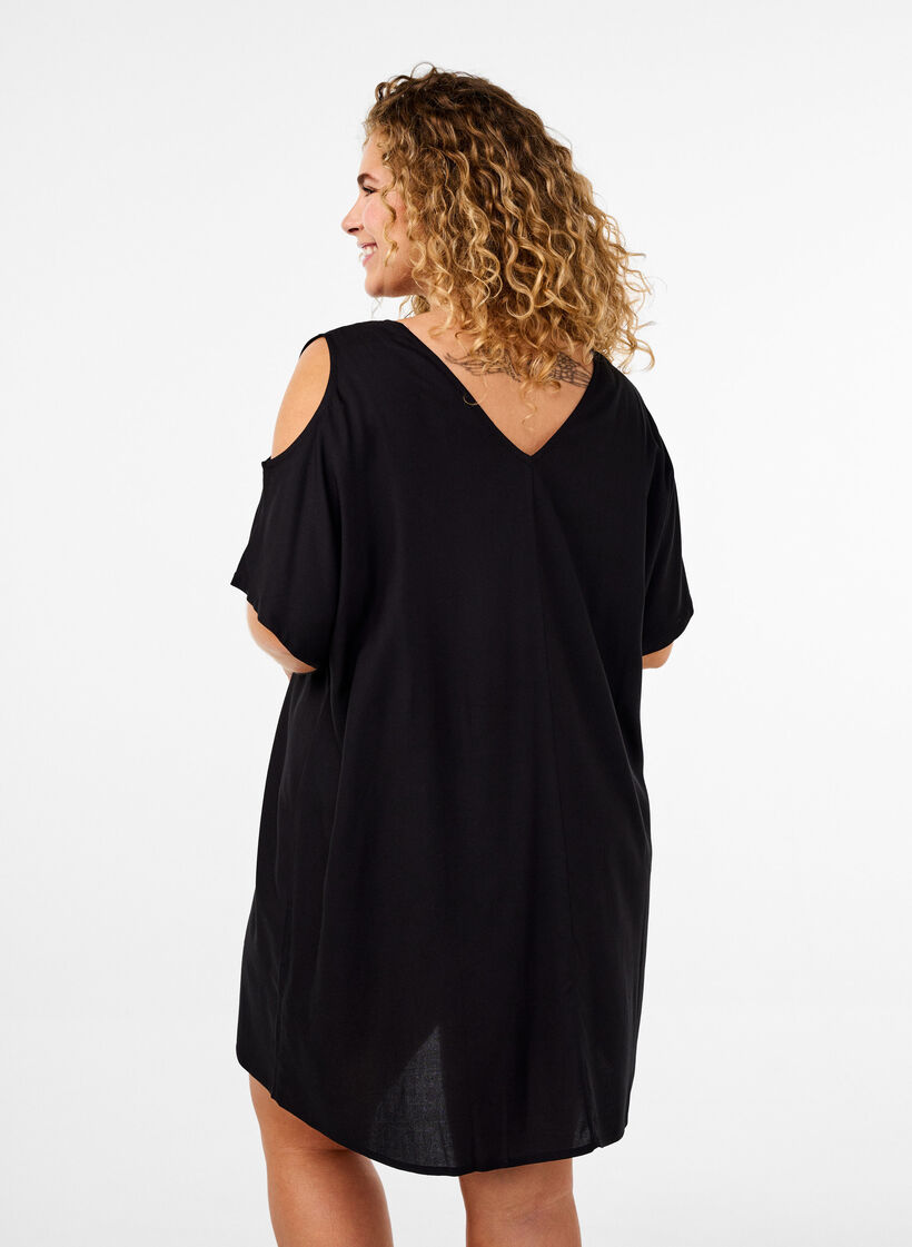 Beach dress in viscose with shoulder detail, Black, Model image number 2