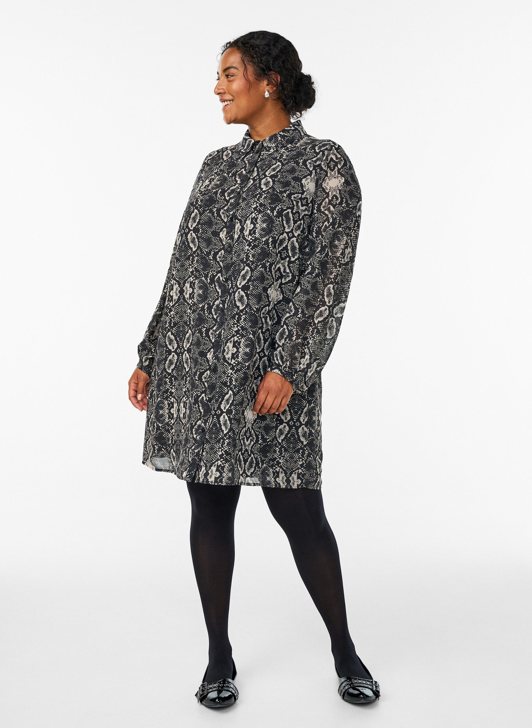 Zizzifashion Long shirt with snake print, Dark Grey, Model image number 1
