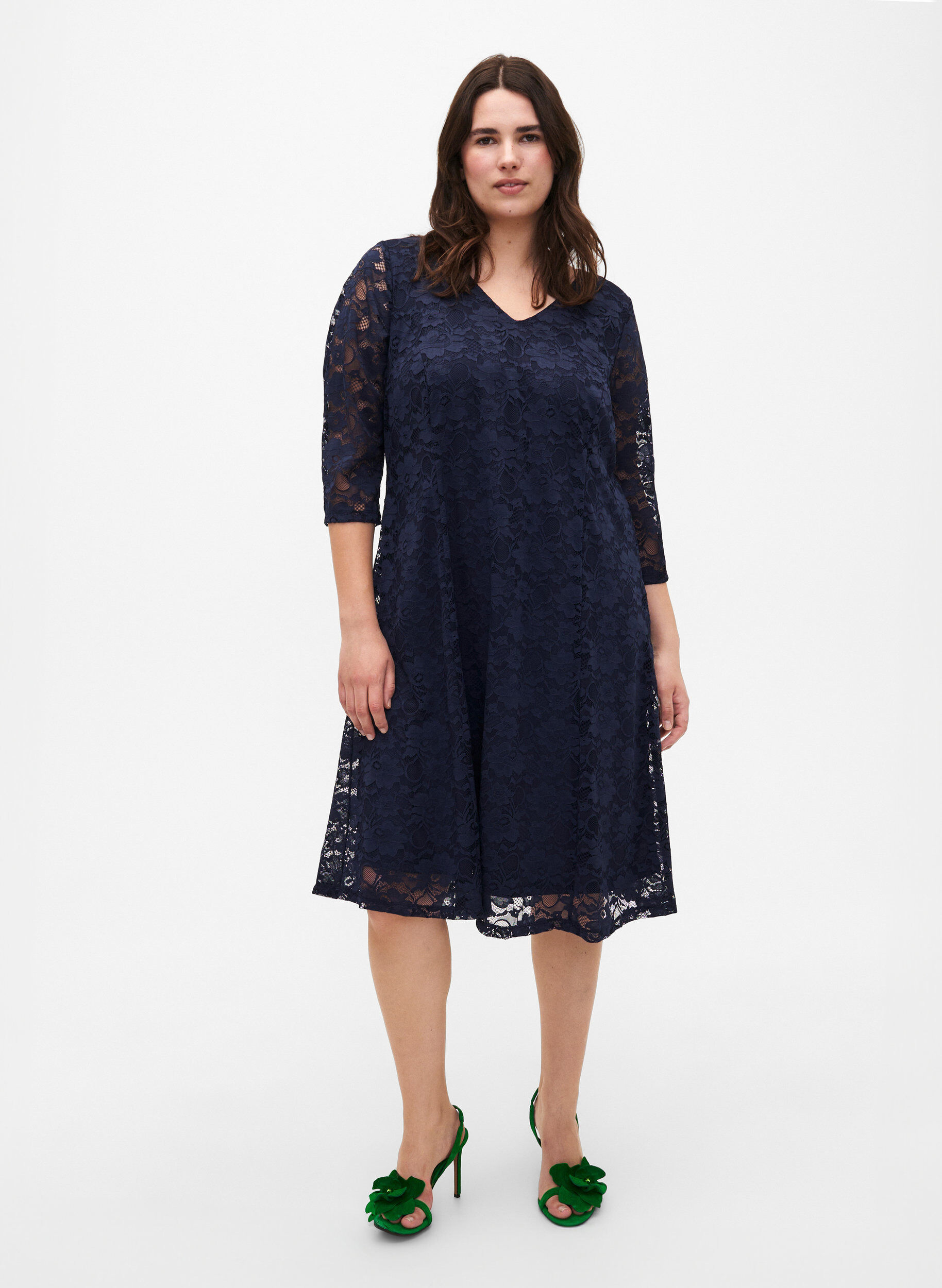 Zizzifashion Lace dress with 3/4 sleeves, Navy Blazer, Model image number 3