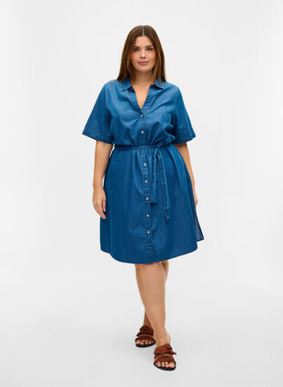 Cotton denim dress with waist belt, Medium Blue, Model image number 2
