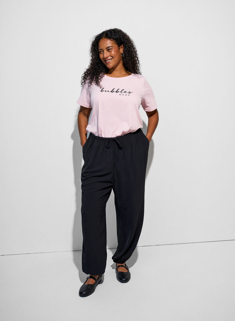 T-shirt with motif, Pink, Model image number 1
