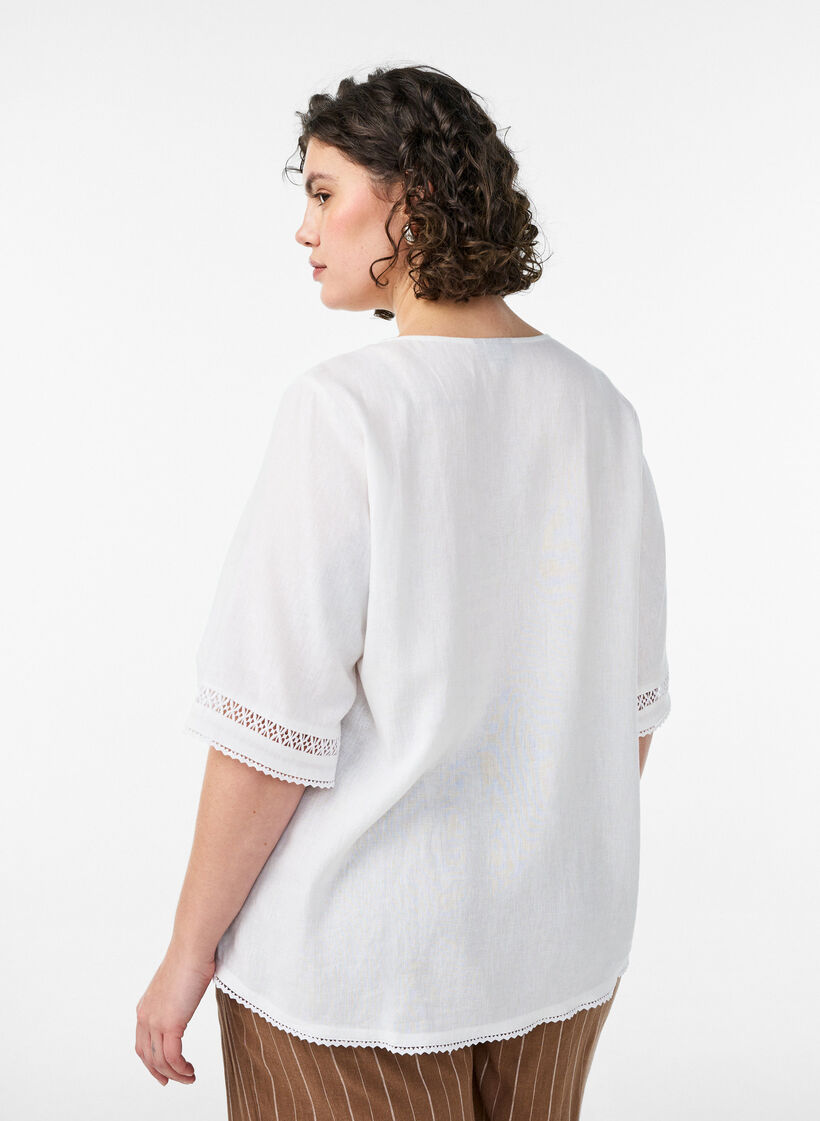 Blouse in linen and viscose with crochet details, White, Model image number 2