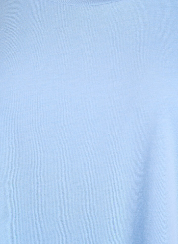 Short-sleeved t-shirt in a cotton blend, Blue, Packshot image number 2