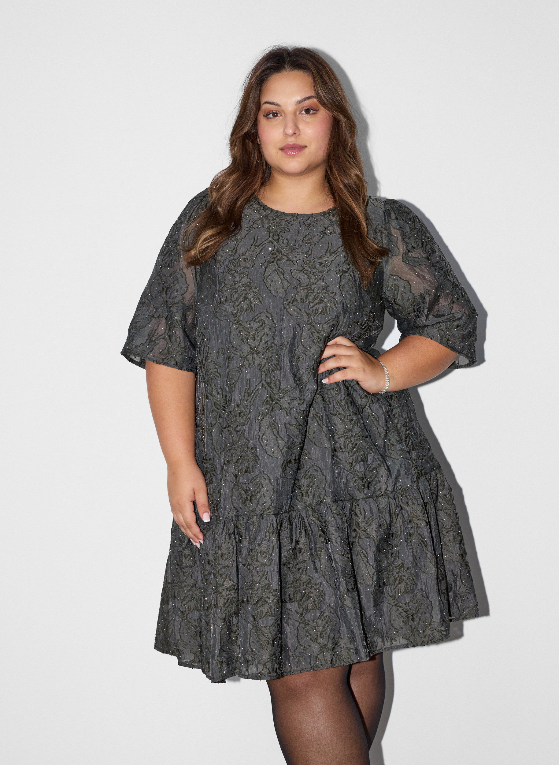 ZizzifashionJacquard dress with sparkly details and puff sleeves, Green, Model image number 0
