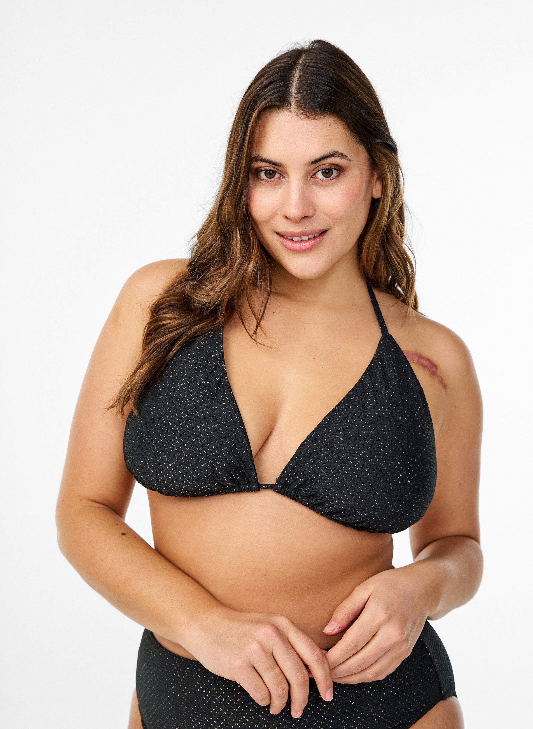 Triangle bikini top with glitter, Black, Model