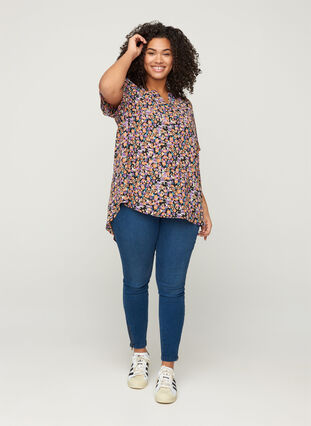 Printed blouse with short sleeves, Black Flower AOP, Model image number 2