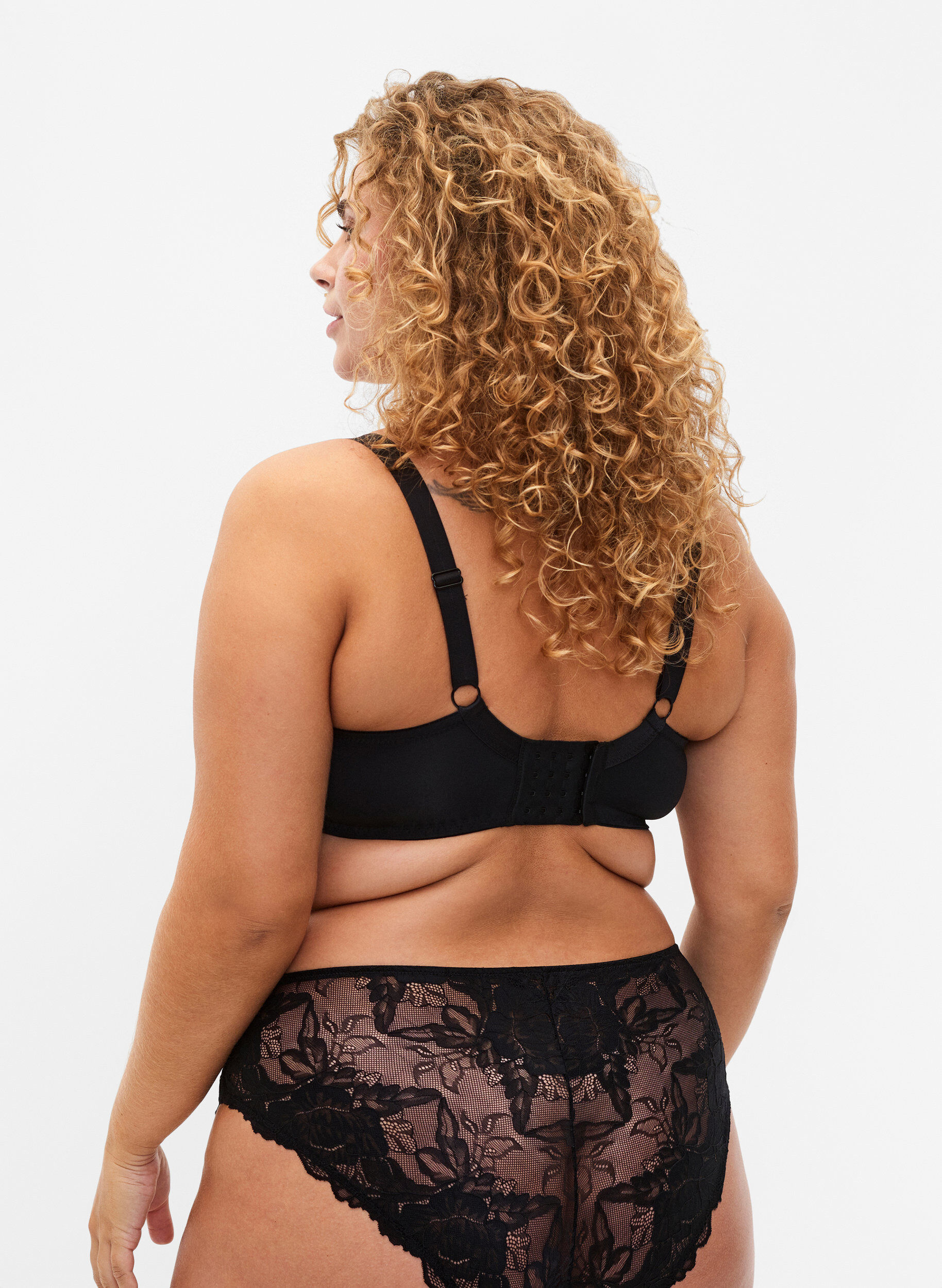 Zizzifashion Padded bra with lace and string, Black, Model image number 1