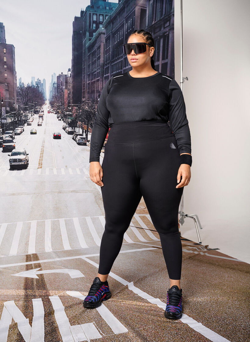 CORE, SUPER TENSION TIGHTS - Leggings with inner pocket, Black, Image image number 0