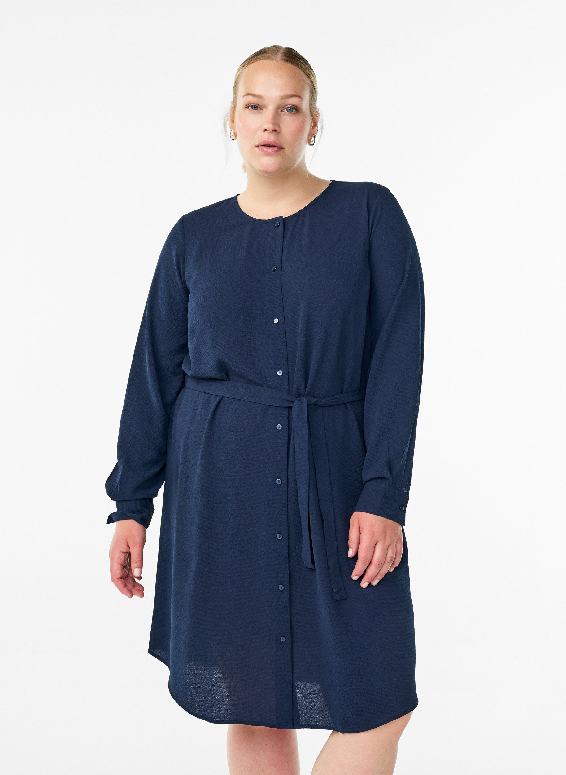 Long-sleeved shirt dress with tie belt, Blue, Model