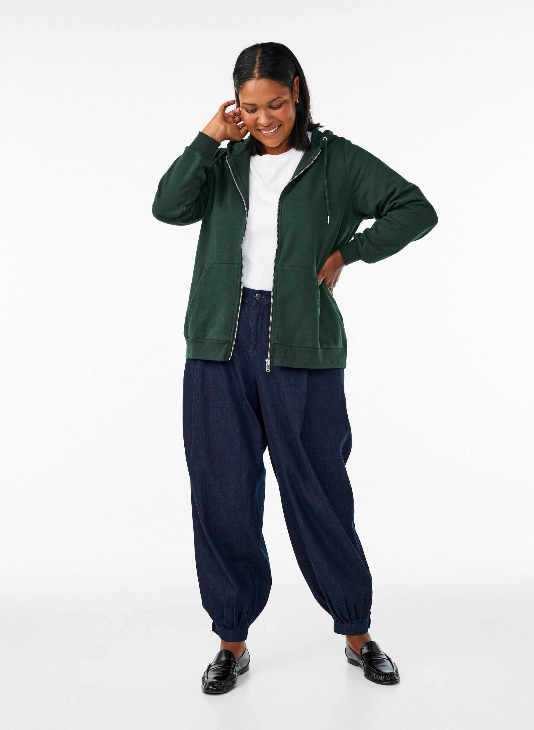 ZizzifashionHooded sweatshirt with a zip and pockets, Green, Model image number 1