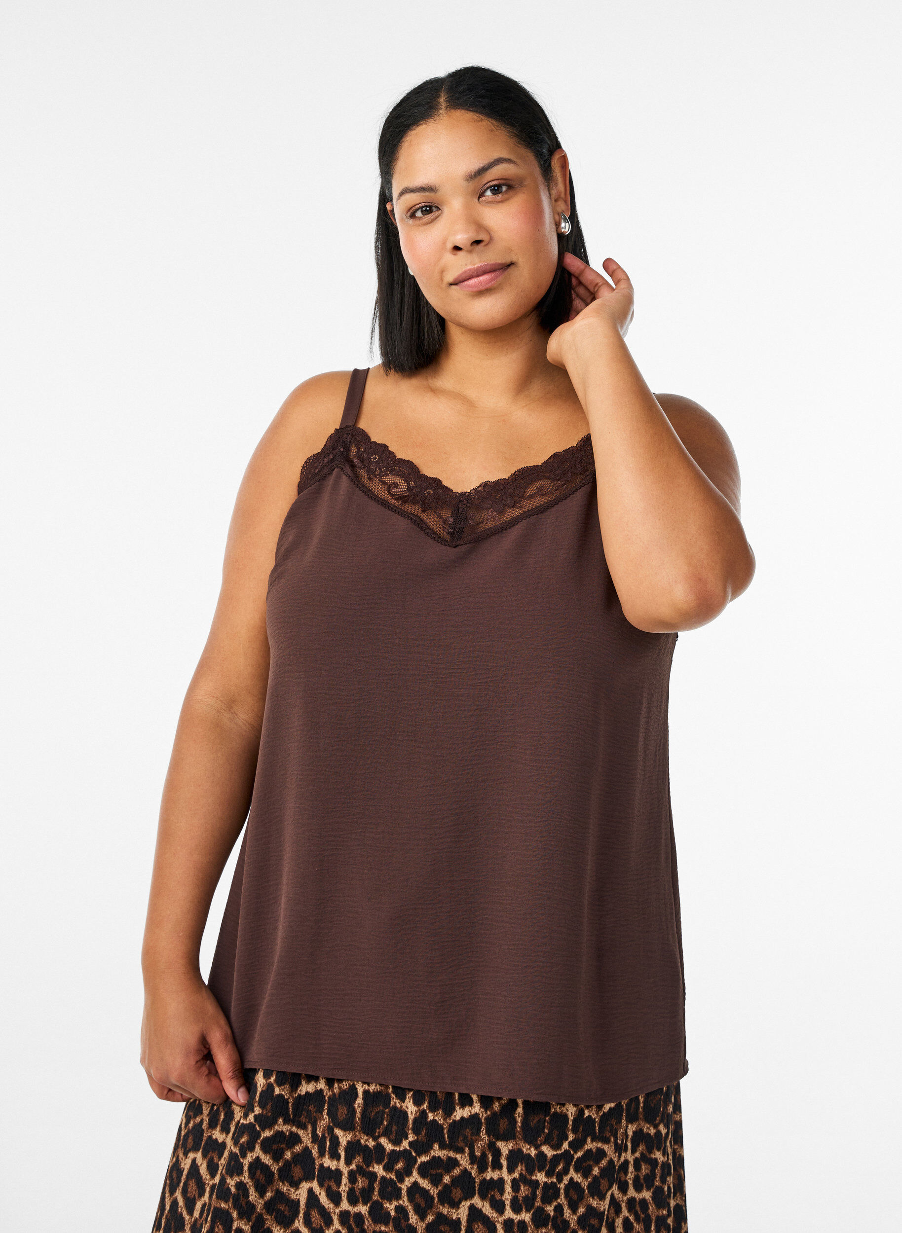 Cami top with a V-neck and lace trim, Brown, Model