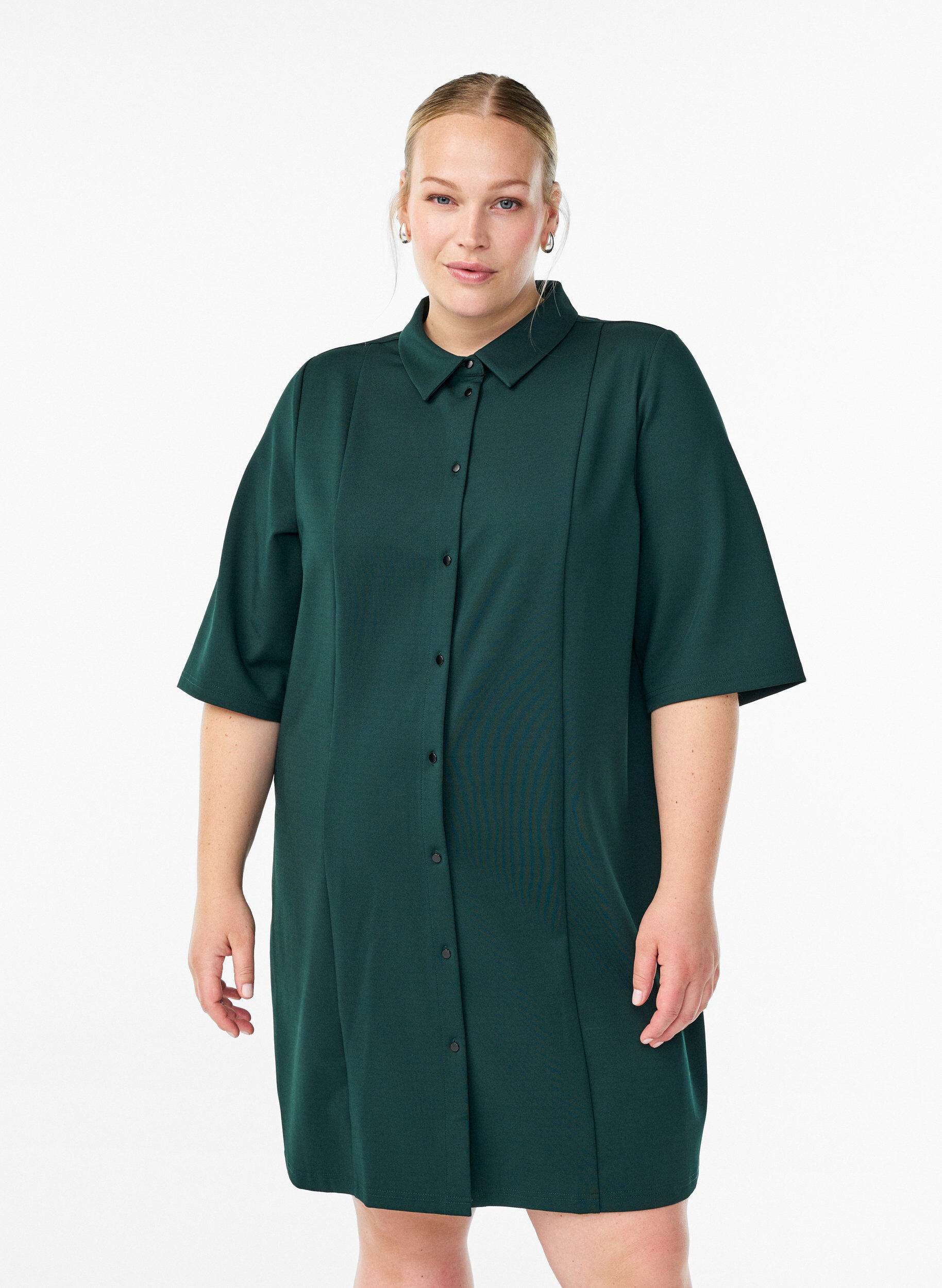 Short shirt dress with 3/4 sleeves, Green, Model
