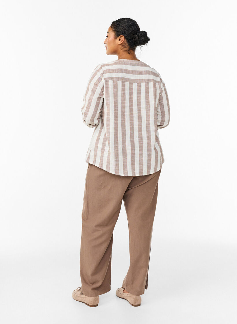 Smock pants with linen, Brown, Model image number 1