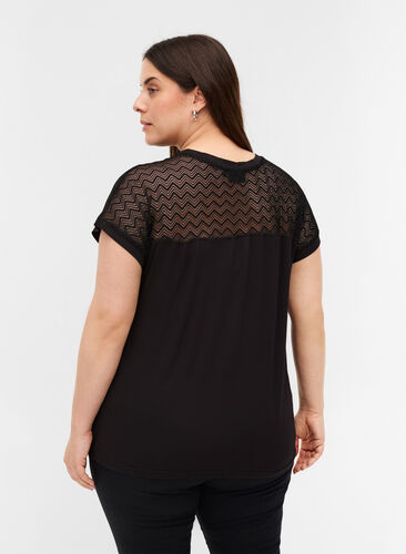 Short-sleeved t-shirt in viscose, Black, Model image number 1