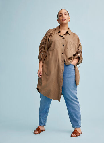 Long sturdy shirt with chest pockets, Kaki Green, Image image number 0