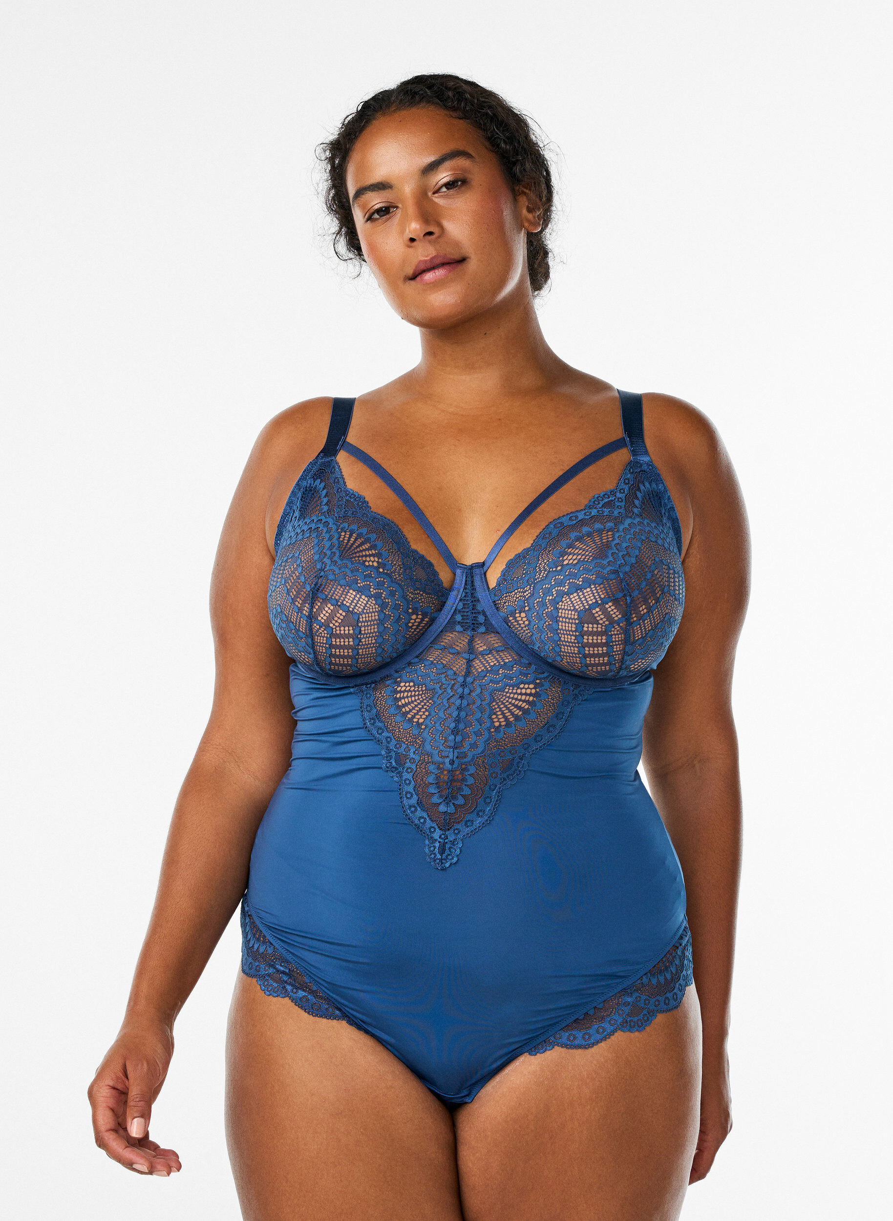 ZizzifashionUnderwired lace body with strap detail, Blue, Model image number 0