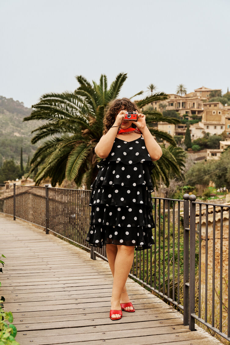 Polka-dotted elegance with edge, , Model