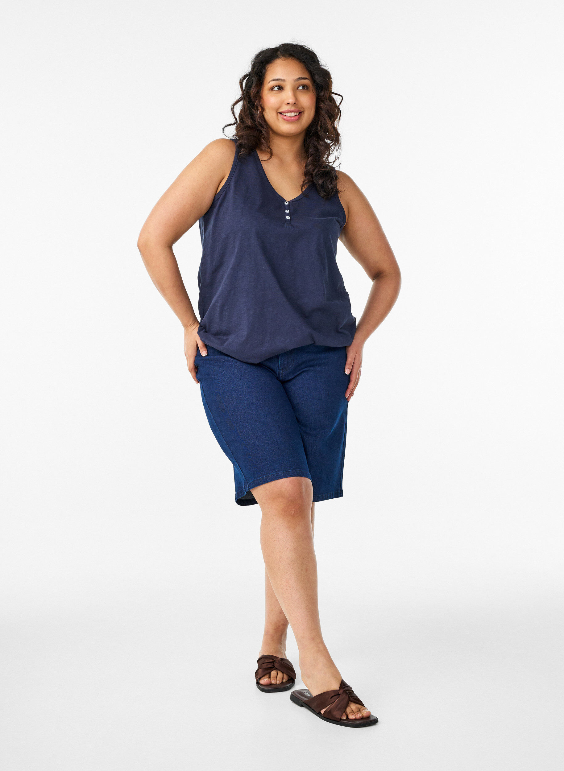 Zizzifashion Tank top in organic cotton with V-neck and buttons, Blue, Model image number 1