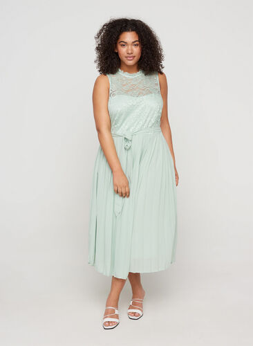 Midi dress with lace and pleats, Chinois Green, Model image number 0