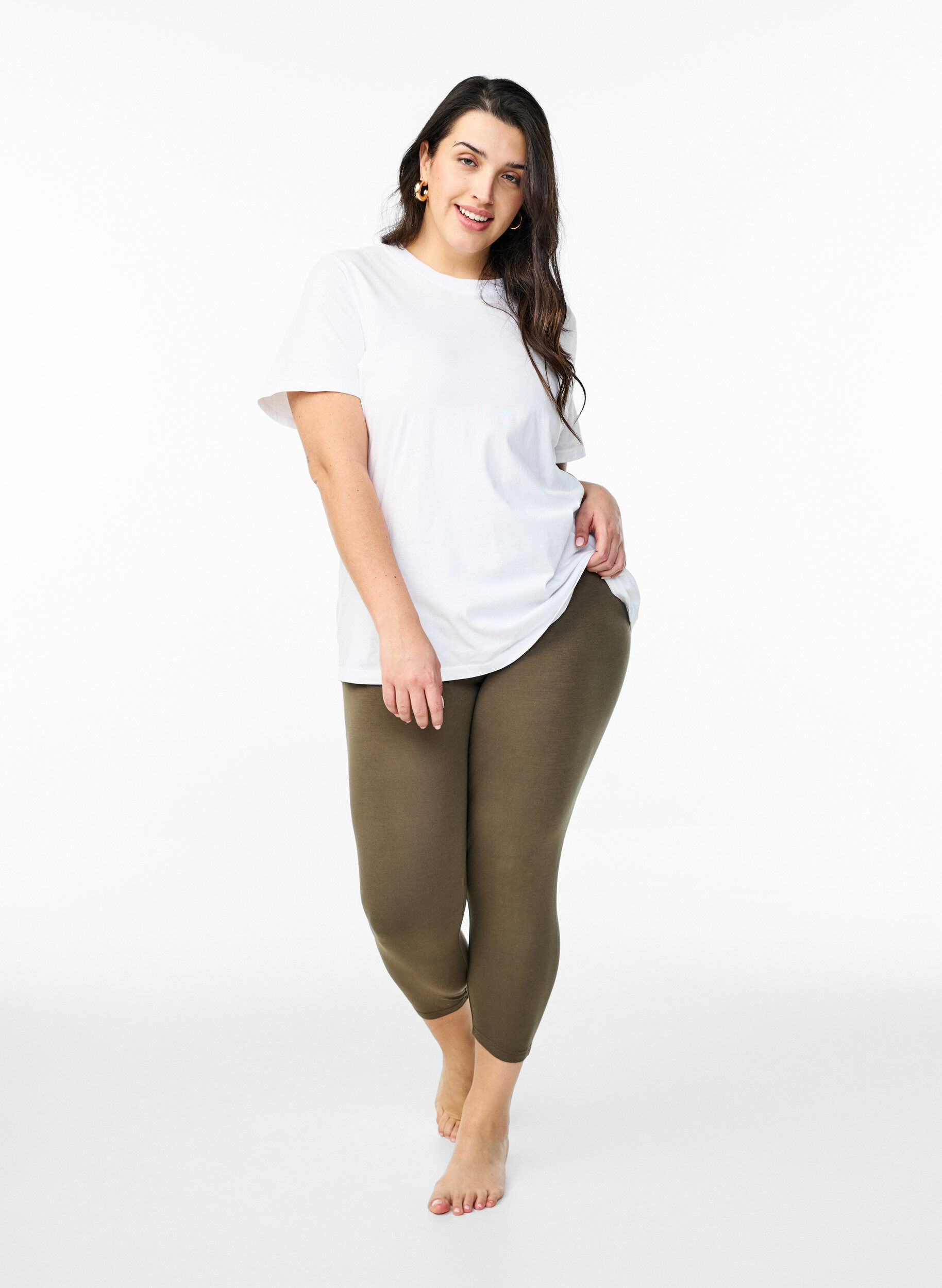 Zizzifashion Basic 3/4 leggings in viscose, Green, Model image number 1