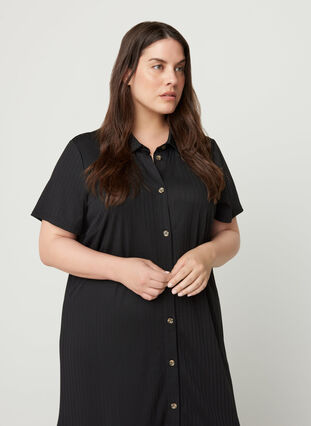 Short-sleeved midi dress with buttons, Black, Model image number 2