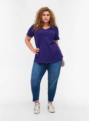 Basic t-shirt with v-neck, Parachute Purple, Model image number 2